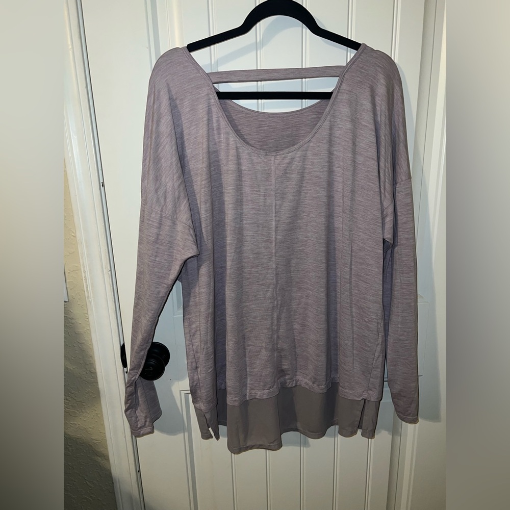 Xl danskin lavendar long sleeve tunic top
